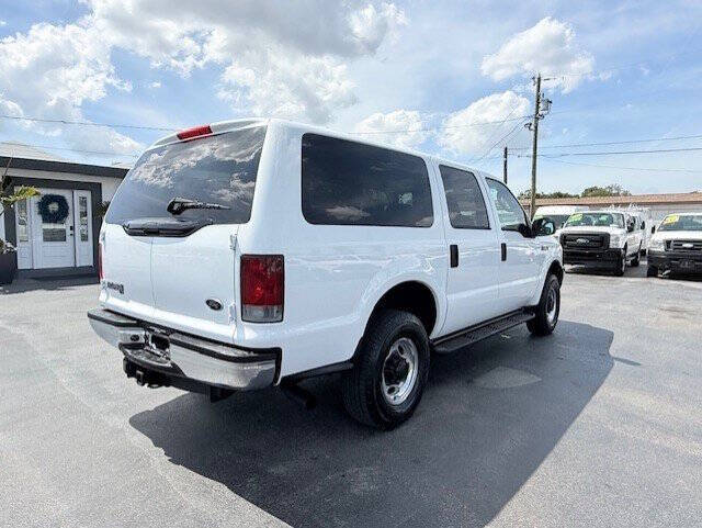 2003 Ford Excursion XLT