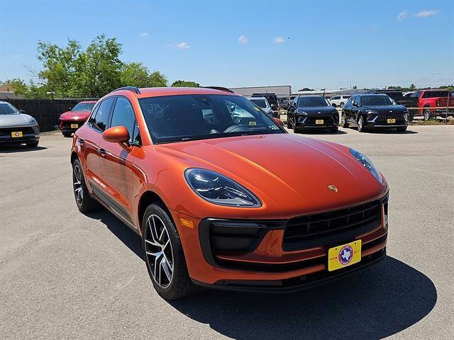 2022 Porsche Macan