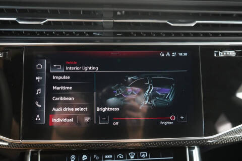 2023 Audi SQ8 4.0T quattro Premium Plus