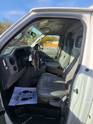 2014 Ford E-Series E-350 SD