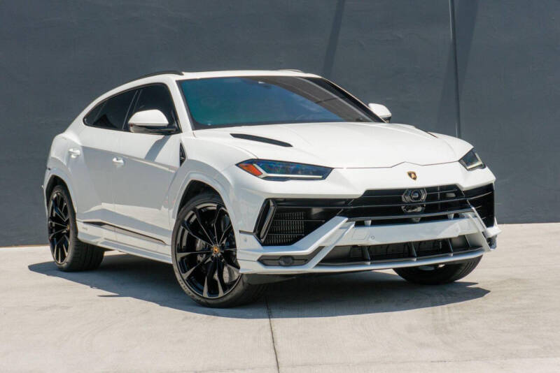 2023 Lamborghini Urus S