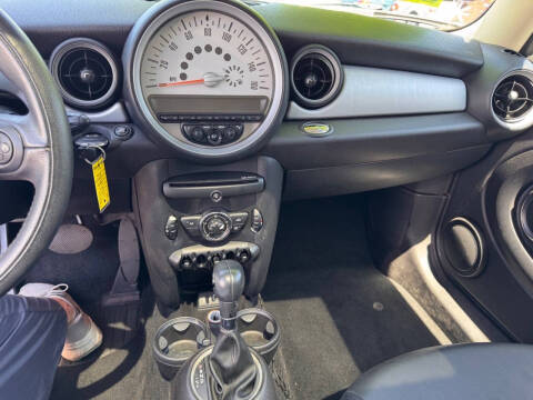 2013 MINI Clubman Cooper