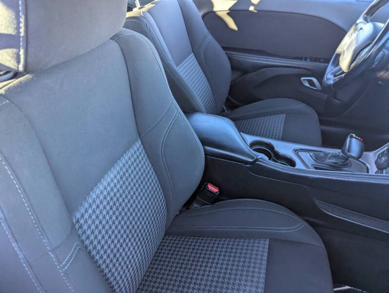 2023 Dodge Challenger SXT