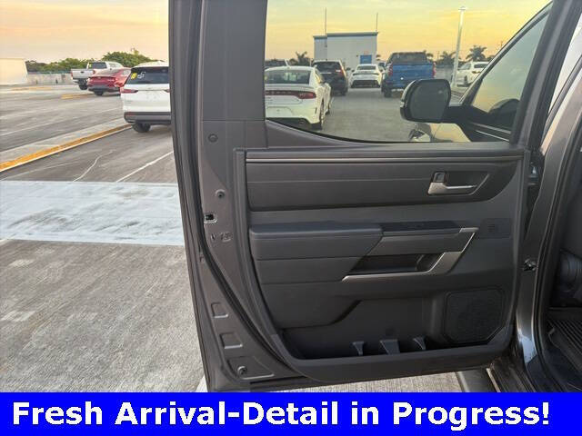 2024 Toyota Tundra SR5