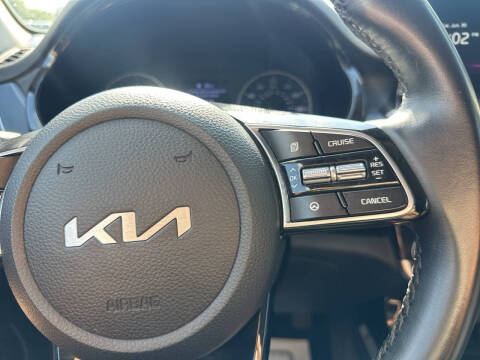 2023 Kia Seltos S