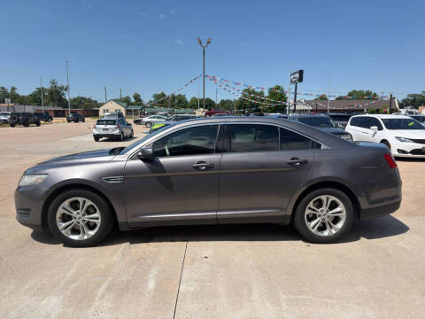 2013 Ford Taurus SEL