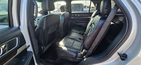 2017 Ford Explorer Platinum