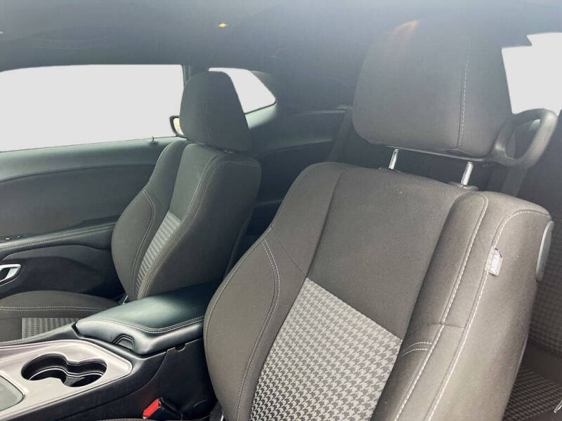 2023 Dodge Challenger SXT