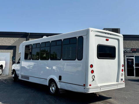 2018 Ford E-Series E-450 SD