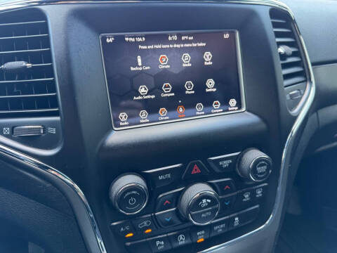 2018 Jeep Grand Cherokee Laredo