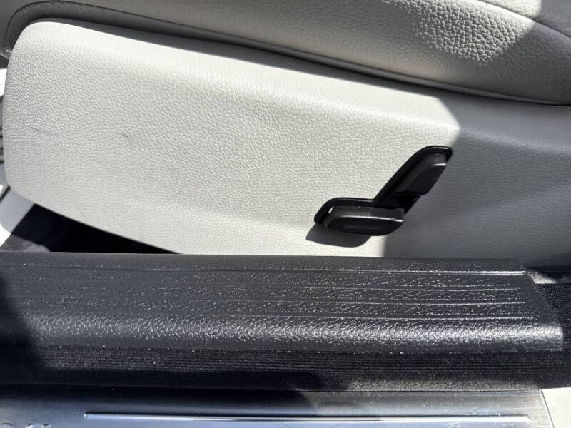 2012 Mercedes-Benz C-Class C 250 Luxury