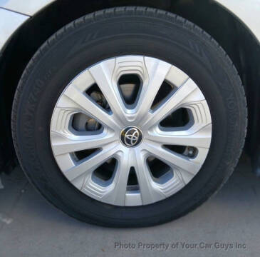 2020 Toyota Prius LE