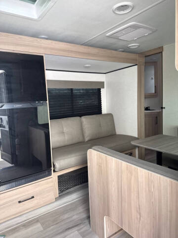 2025 Coleman COLEMAN LIGHT