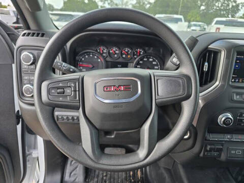 2024 GMC Sierra 2500HD Pro