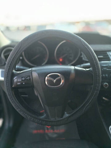 2013 Mazda MAZDA3 i SV