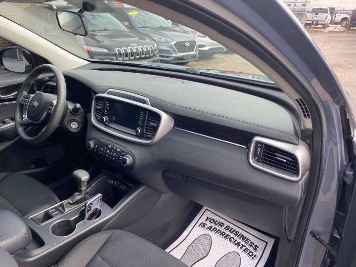 2020 Kia Sorento LX V6