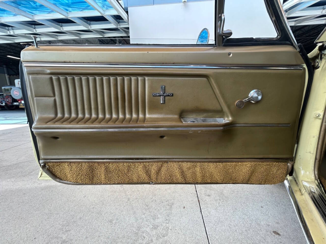 1967 Chevrolet Camaro 23