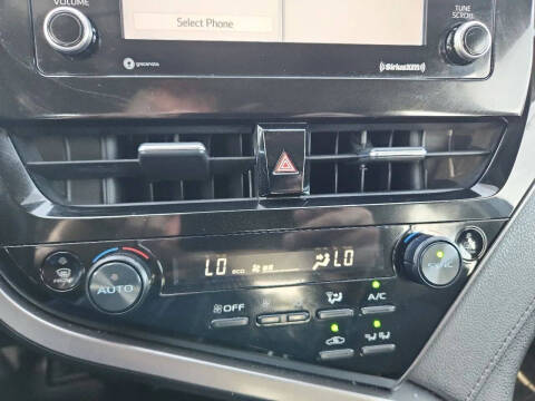 2021 Toyota Camry Hybrid LE