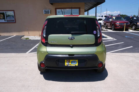 2016 Kia Soul +