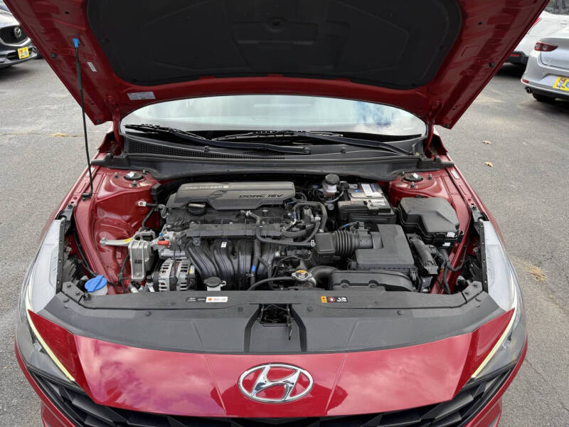 2022 Hyundai Elantra SEL