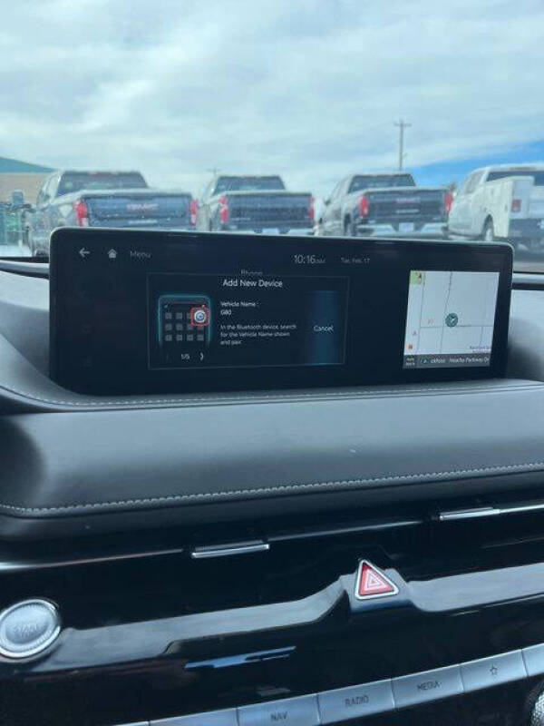 2023 Genesis G80