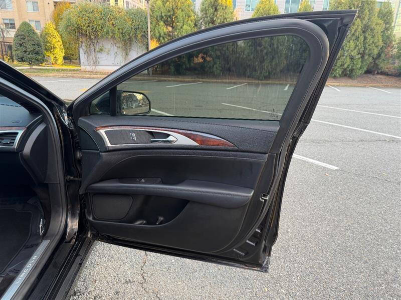 2017 Lincoln MKZ Reserve