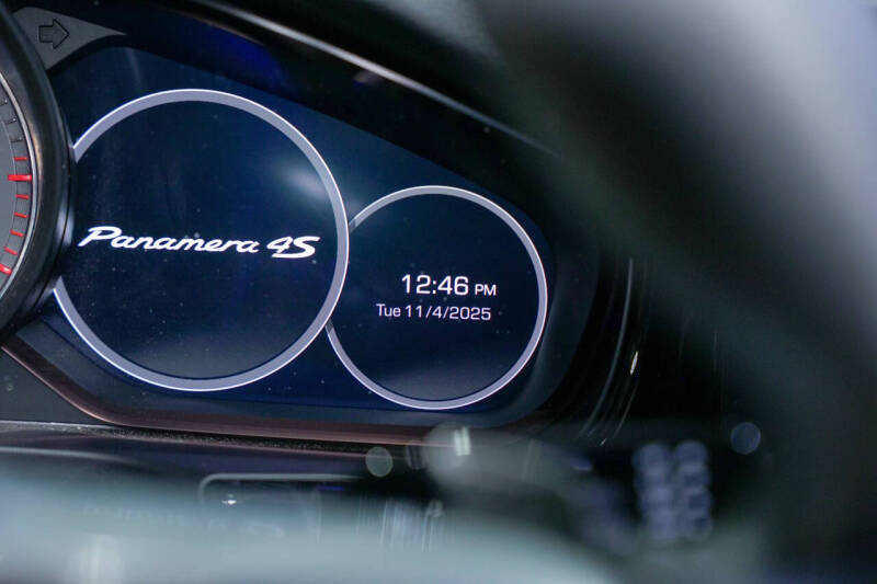 2018 Porsche Panamera 4S