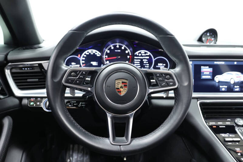 2020 Porsche Panamera
