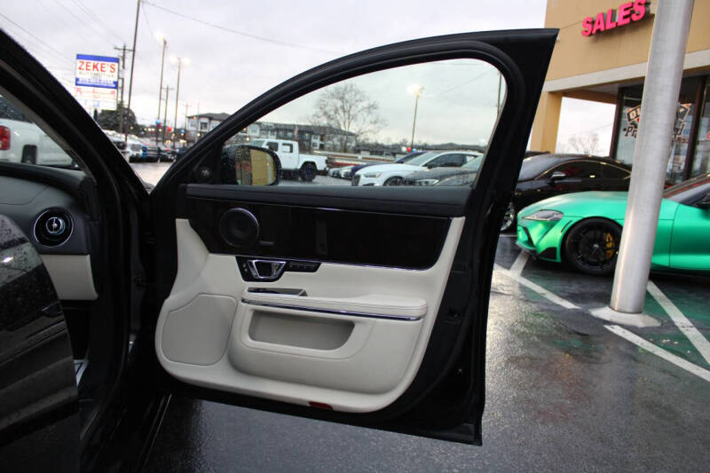 2019 Jaguar XJL Portfolio