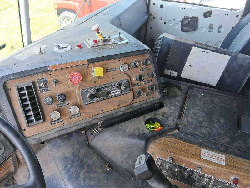 1992 GMC/White WHL64T
