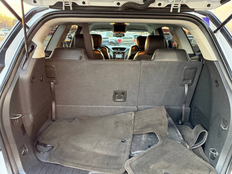 2017 Chevrolet Traverse LT