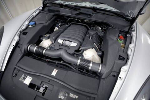 2014 Porsche Cayenne GTS