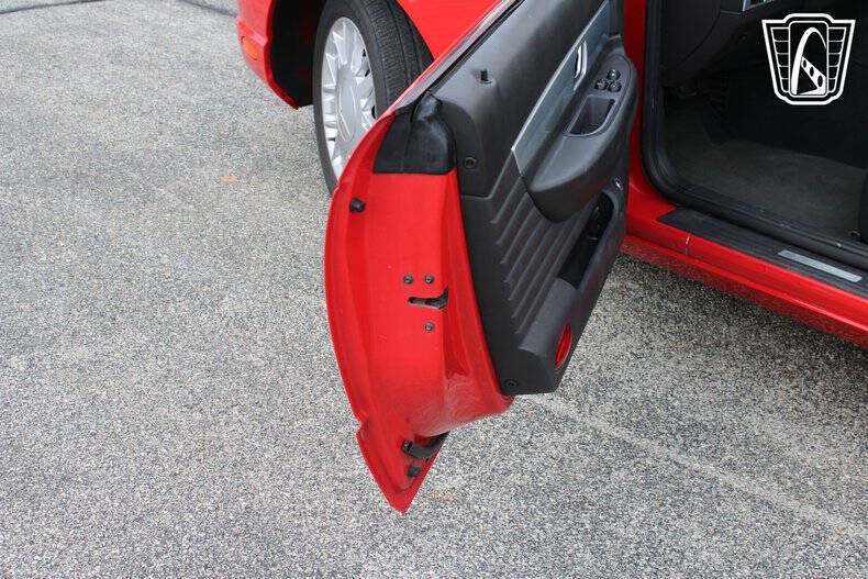 2002 Ford Thunderbird Deluxe