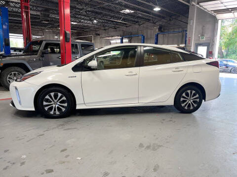 2020 Toyota Prius LE AWD-e