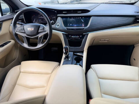 2017 Cadillac XT5