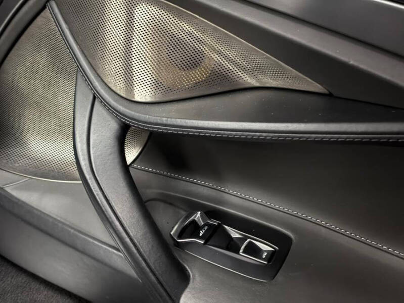 2019 McLaren 720S Performance