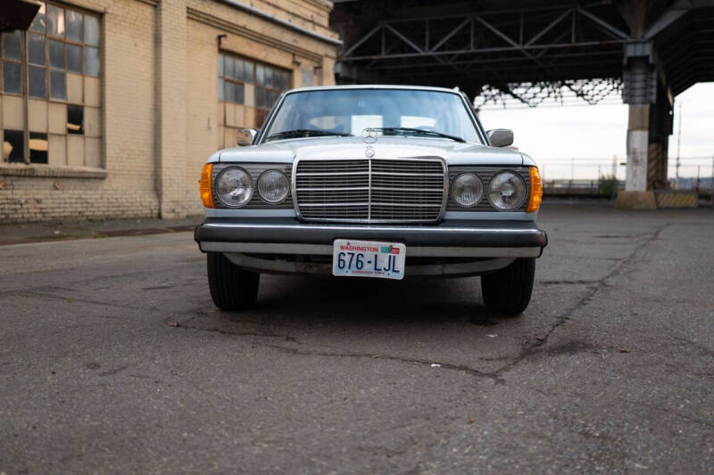 1978 Mercedes-Benz 240-Class