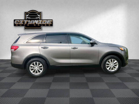 2018 Kia Sorento LX