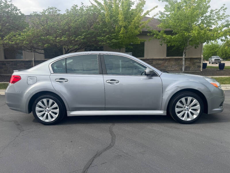 Image 7 of 2011 Subaru Legacy 2.5i Limited