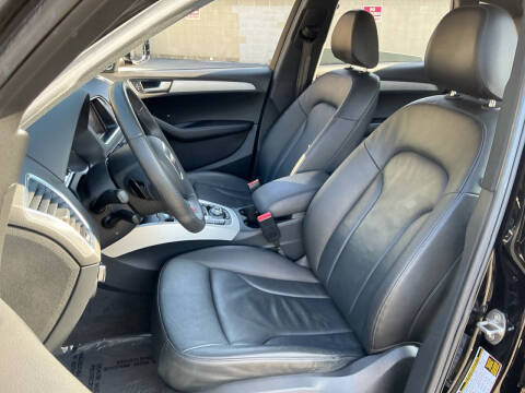 2011 Audi Q5 3.2 quattro Premium Plus