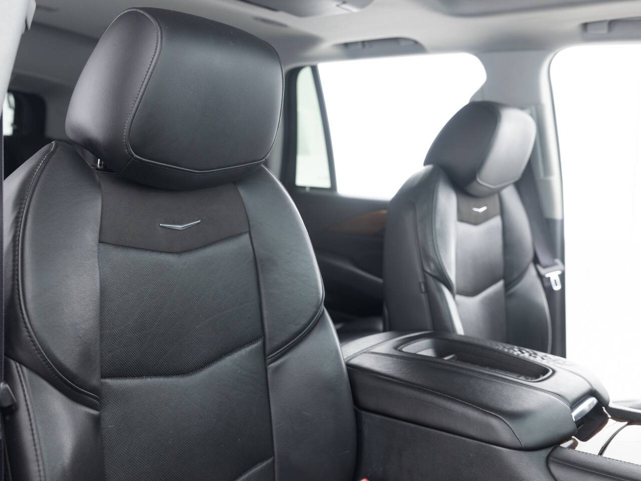 Used Car 2017 Cadillac Escalade  Premium Luxury 4x4 4dr Suv For Sale Under $30,000 In Coal City, Illinois