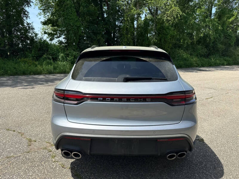 2026 Porsche Macan