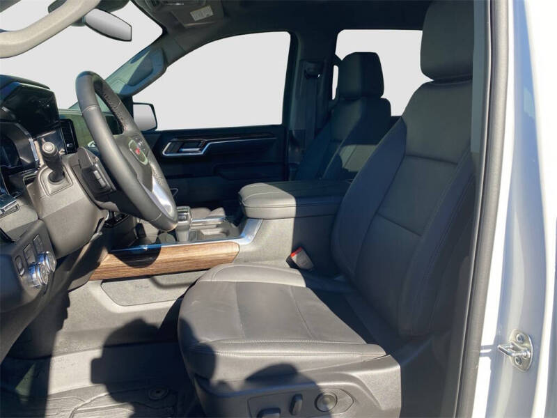 2025 GMC Sierra 1500