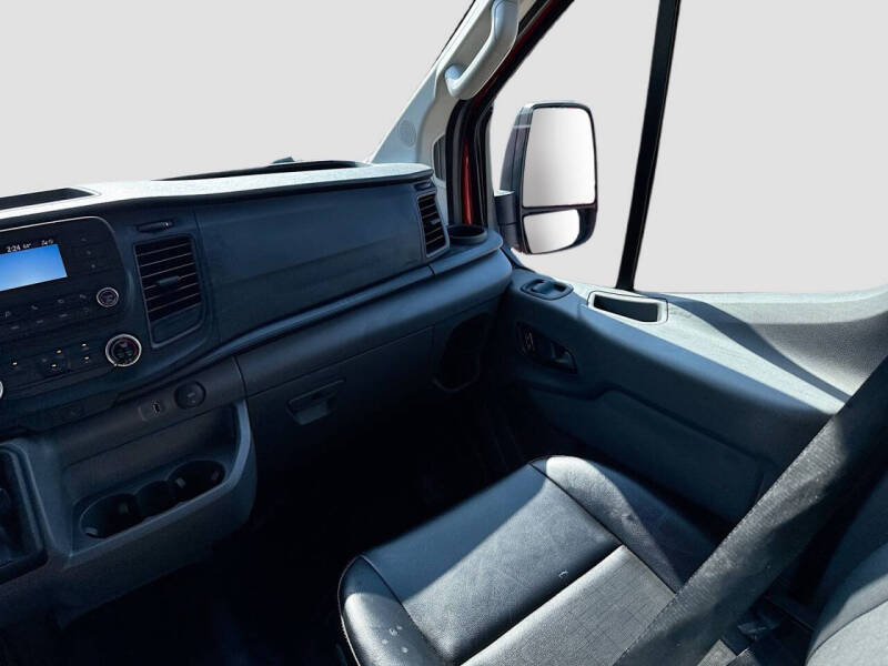 2025 Ford Transit
