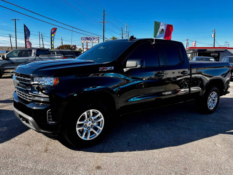 Used 2020 Chevrolet Silverado 1500 RST with VIN 1GCRYEED2LZ191591 for sale in Garland, TX