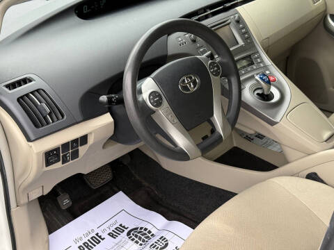 2014 Toyota Prius Three