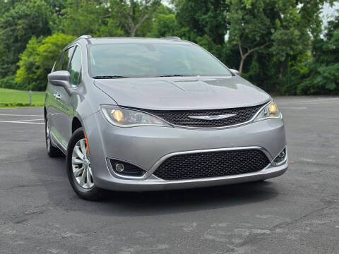 2018 Chrysler Pacifica Touring L Plus