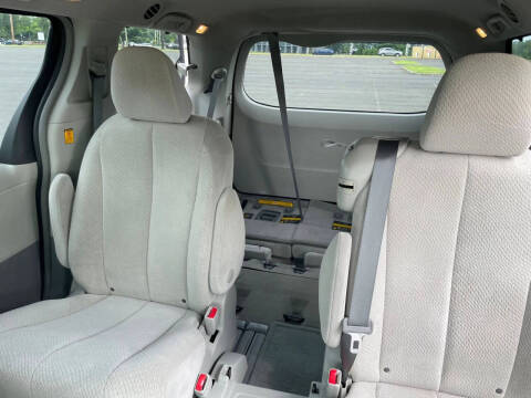 2013 Toyota Sienna