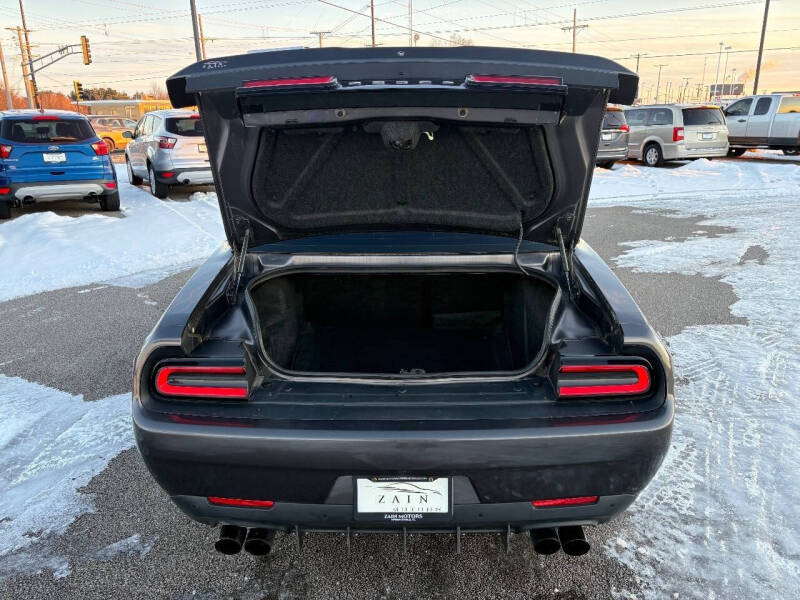 2015 Dodge Challenger R/T Plus
