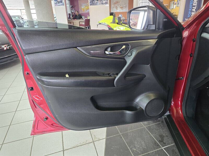 2015 Nissan Rogue SL